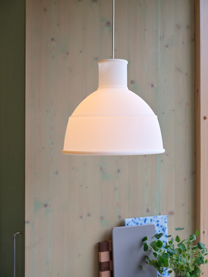 Unfold Pendant Lamp | Suspensions | Muuto