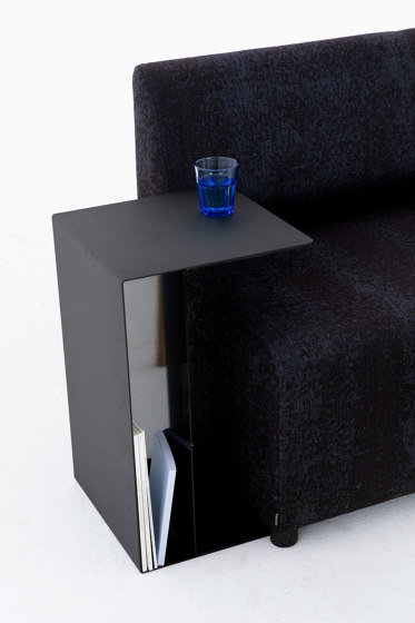 U2 - U2 XL side table | Side tables | Cascando