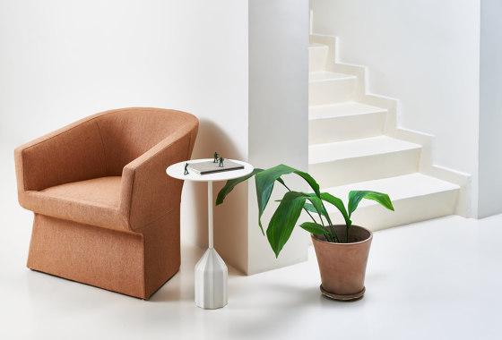 Butaca Fedele | Sillones | viccarbe