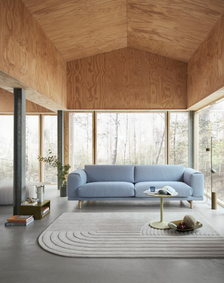 Rest Pouf | Wood Base | Poufs / Polsterhocker | Muuto