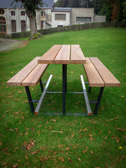 Beer Table-off | Dining tables | CASSECROUTE