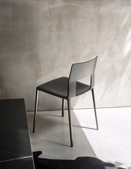 Kobe | chair with armrests | Architonic