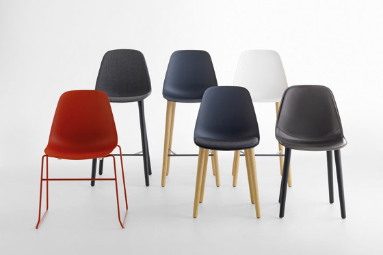 Pola Light R/SB | Chairs | Crassevig