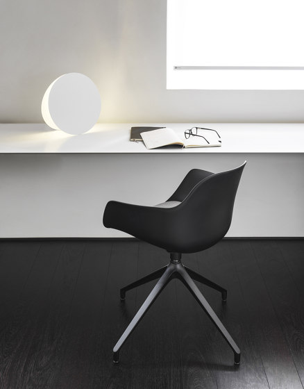 Pola Light 65/4L | Counter stools | Crassevig