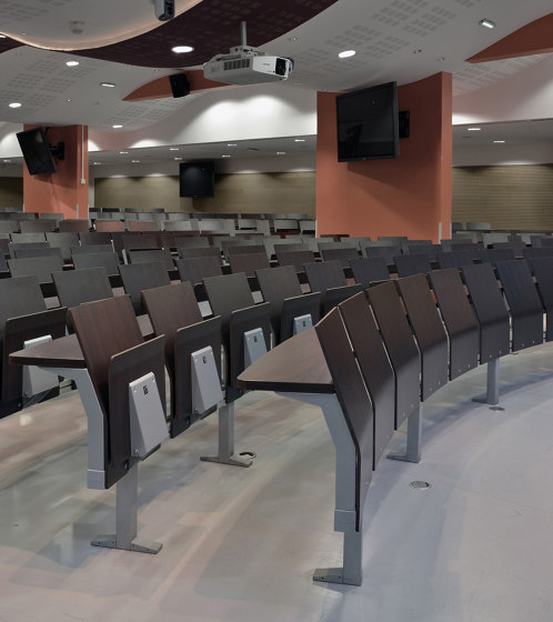 E4000 | Auditorium seating | Lamm