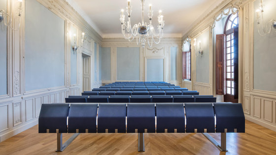E4000 | Auditorium seating | Lamm