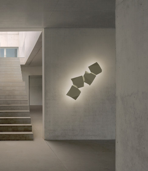 Origami Wall luminaire | Wall lights | Vibia