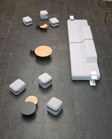 Season Outdoor pouf 50 fixed or with casters | Pouf | viccarbe