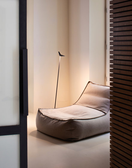 Skan 0250 Reading Stand by Vibia