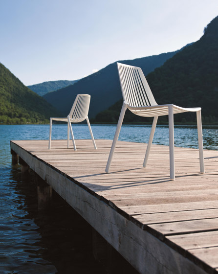 Omnia Selection - Rion chair with armrests | Chaises | Fast