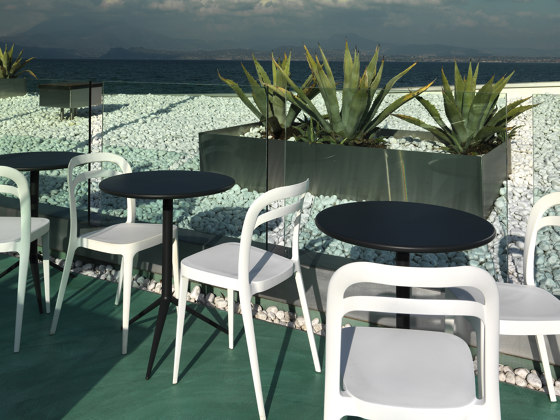 Ciak Table | Tables de bistrot | ALMA Design