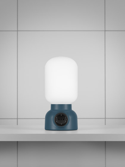 Plug Lamp Table | Tischleuchten | ateljé Lyktan