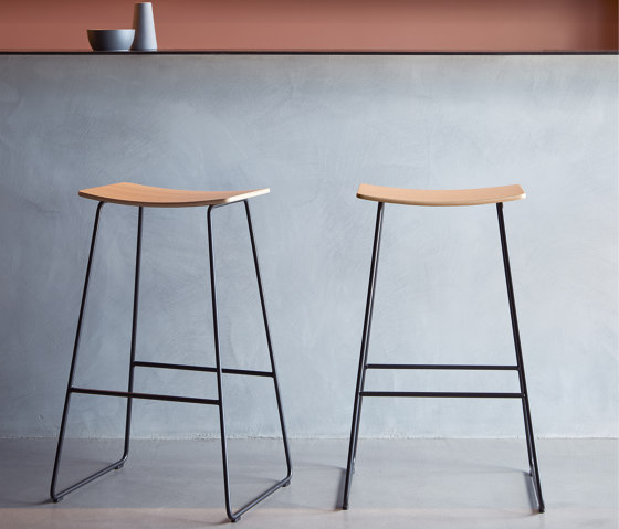 Tao | Bar stools | Inclass
