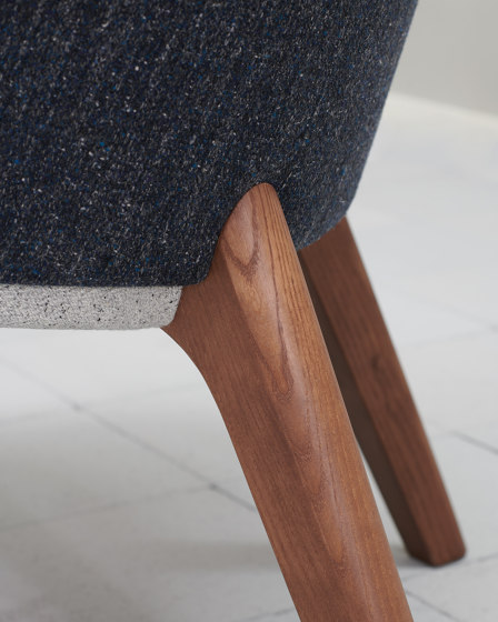 Bellevue 02 | Chairs | Very Wood