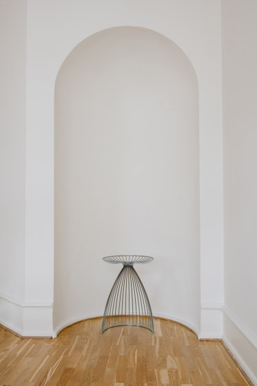 Angel stool | white | Stools | møbel copenhagen