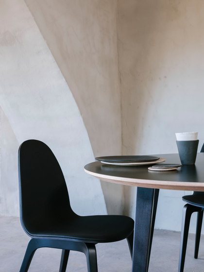Bob XL Wood Chair with Armrests | Stühle | ONDARRETA