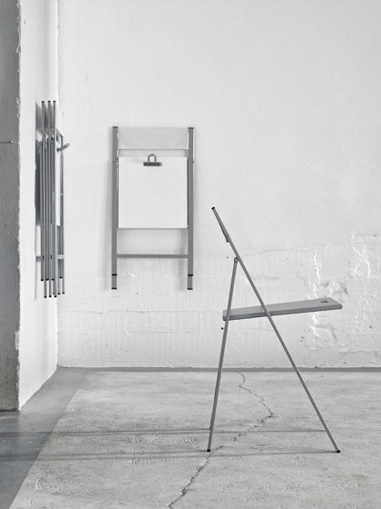 Clip Chair | Chairs | ONDARRETA