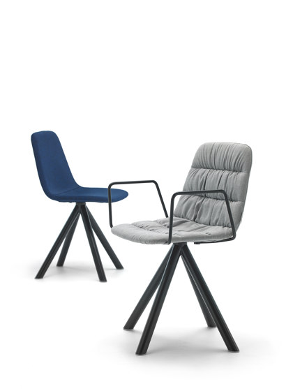 Maarten chair - swivel base & soft upholstery | Chaises | viccarbe