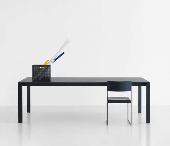 Apta Table | Tavoli contract | lapalma