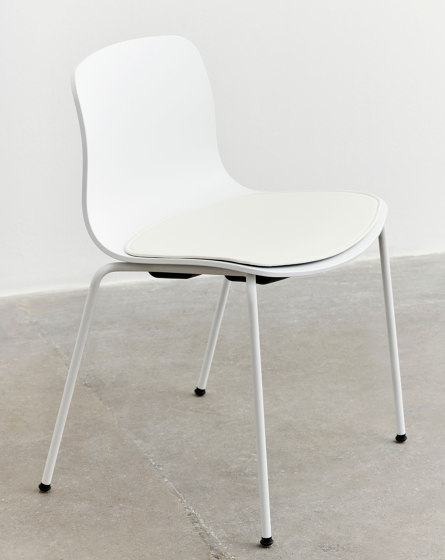 About A Stool AAS32 | Sgabelli bancone | HAY