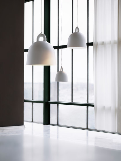 Bell Lamp small | Lámparas de suspensión | Normann Copenhagen