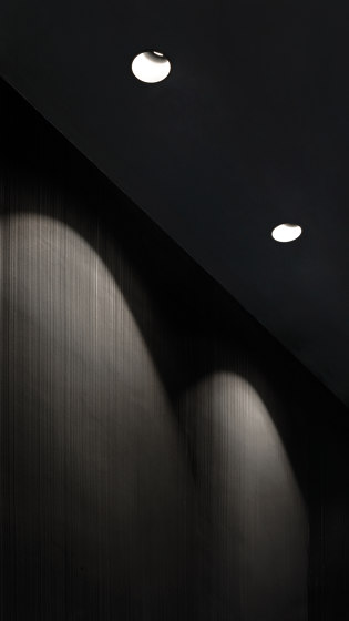 Gap Asymmetric | w | Lampade soffitto incasso | ARKOSLIGHT