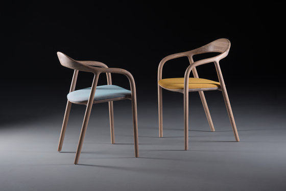 Neva Chair | Sillas | Artisan