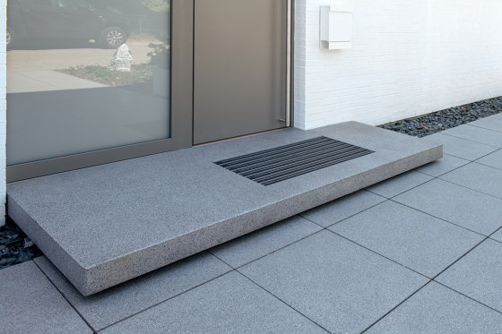 Tocano Granite grey, blasted | Concrete panels | Metten