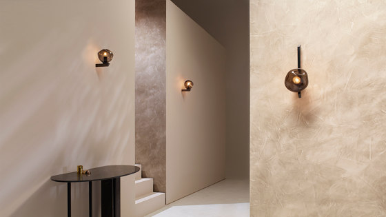 Gaia wall tall satin brass with tinted glass shade | Appliques murales | CTO Lighting