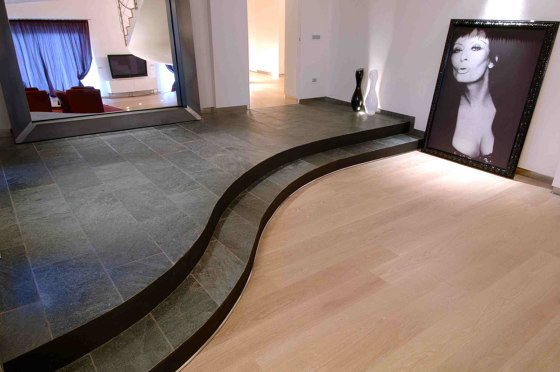 Interior Floors | Bianco Ducale | Sols | Artesia