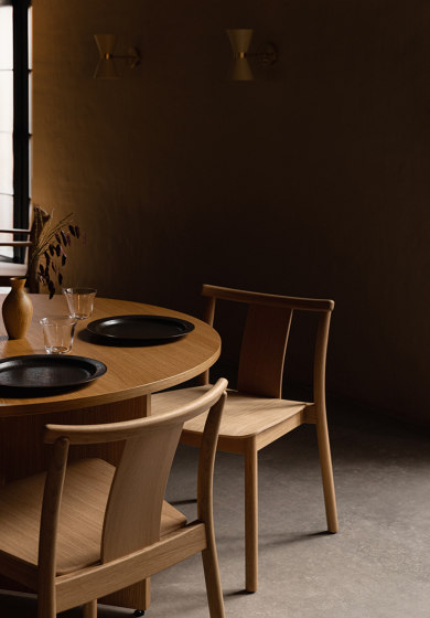 Merkur Dining Chair, Natural Oak | Audo Bouclé 06 | Stühle | Audo Copenhagen