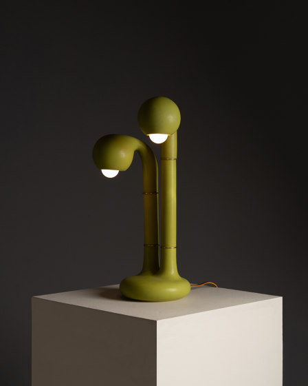 Table Lamp 2-Globe 28” Gloss Yellow Ochre | Table lights | Entler