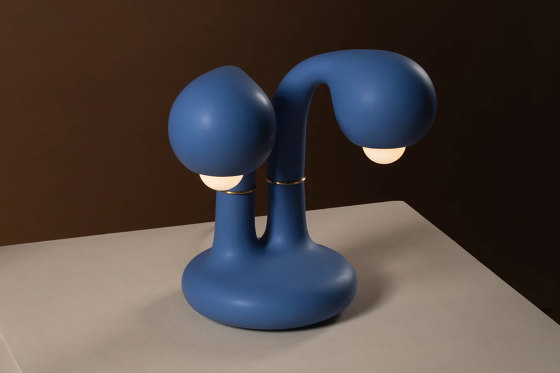 Table Lamp 2-Globe 28” Robin's Egg | Lámparas de sobremesa | Entler