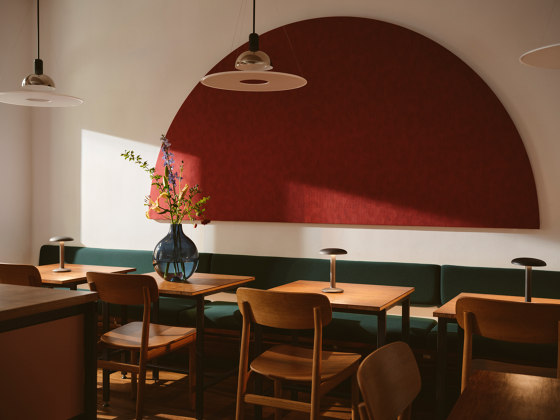 Gustave Hospitality | Lampade tavolo | Flos