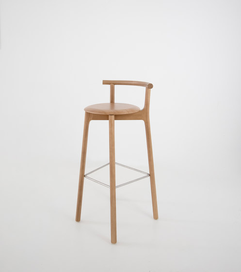 Mars bar stool | Sgabelli bancone | Branca-Lisboa