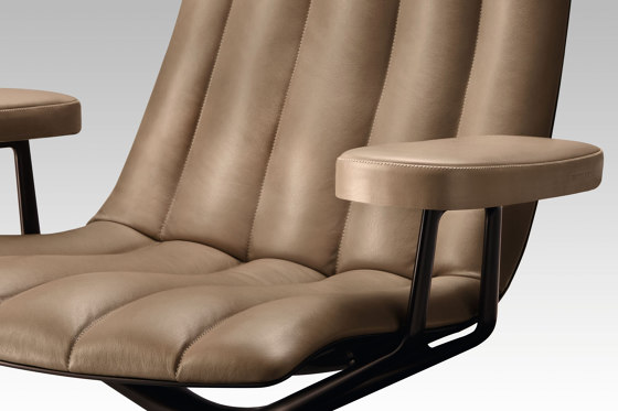 Healey Soft Lounge Chair | Armchairs | Walter Knoll
