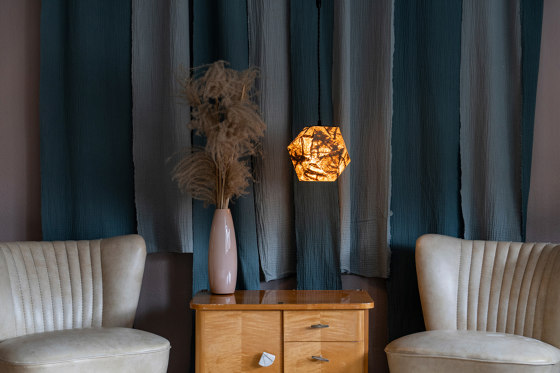 Hedron table lamp | Lampade tavolo | Viaplant