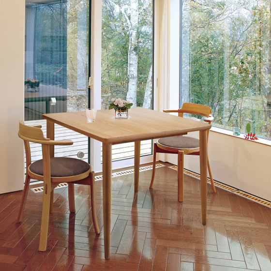 Mom Dining Extension Table 90 × 90 | Dining tables | CondeHouse