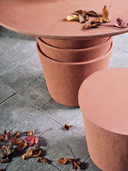 Kasane 19 | Poufs | Gervasoni