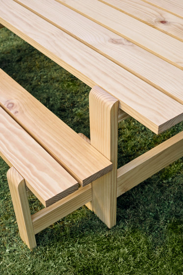 Weekday Bench | Bancs | HAY