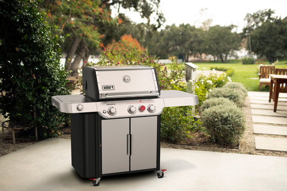 Genesis SE-E-325s | Barbecues | Weber