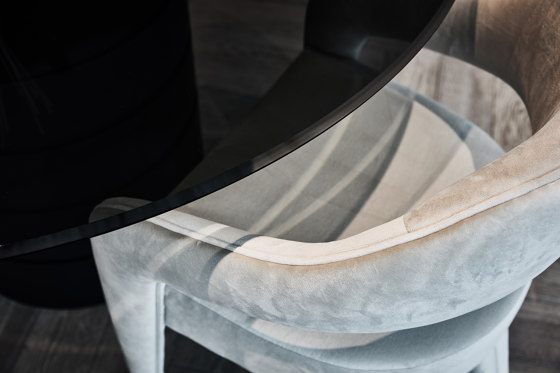 Carnelian Dining Table Softtouch + High Gloss Plints + Marble Inlay + Glass Uni Table Top | Esstische | DAMI Luxury Interior