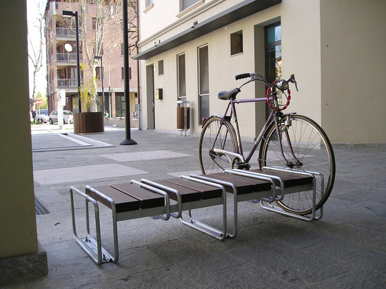 Basic bike rack | Soportes para bicicletas | Euroform W