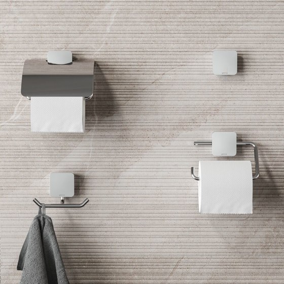 Topaz Chrome | Porte-rouleau papier toilette avec couvercle Chrome | Distributeurs de papier toilette | Geesa