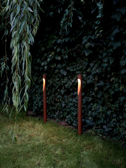 Flindt Garden Bollard | Bollard lights | Louis Poulsen