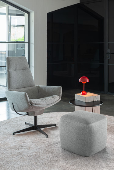 FAYE Side chair with low armrests | Sillas | KFF