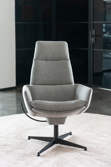 FAYE Side chair with armrests | Sedie | KFF