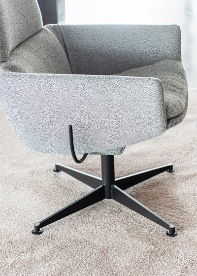 FAYE Side chair with armrests | Sedie | KFF