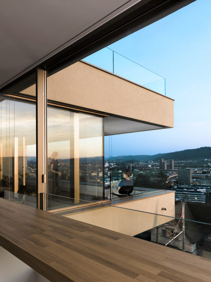 Litefront all glass ballustrade | Vetri balcone | Sky-Frame