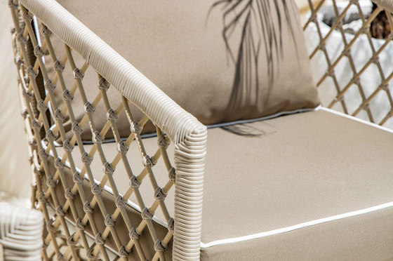 Brooklyn Lounge Chair | Fauteuils | cbdesign